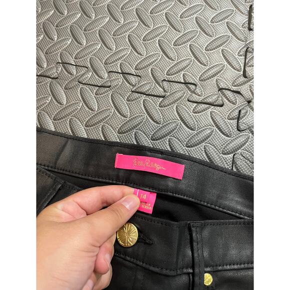 Lilly Pulitzer Eagan High Rise Stretch Coated Denim Jeans Size 14 Black - Picture 2 of 9